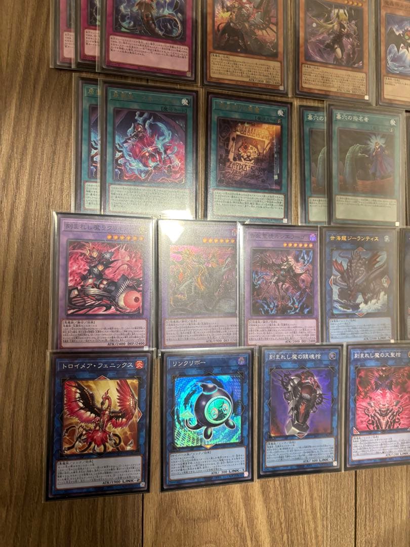 メルカリ便　デモンスミス白き森アザミナスネークアイ　大会優勝構築　スリーブ2重