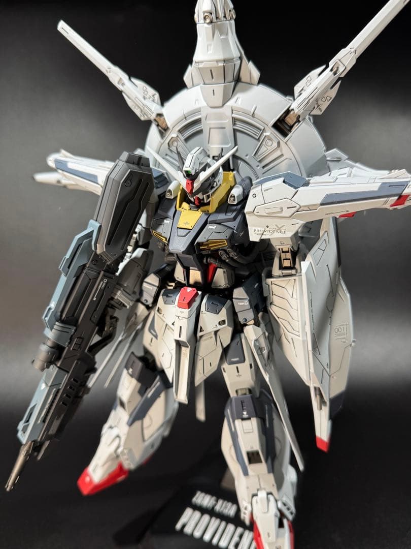 【塗装済み完成品】　MG 1/100 プロヴィデンスガンダム MG 1/100 ZGMF-X13A プロヴィデンスガンダム［スペシャルコーティング