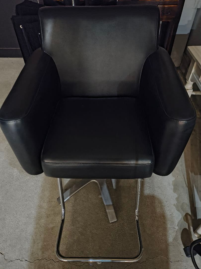 タカラベルモント カットチェア カットイス レザー 黒 - メルカリ
