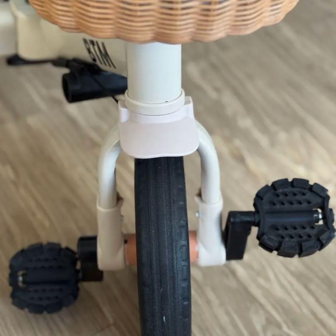 BTM 三輪車 ホワイト ベージュ