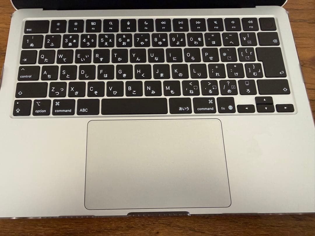 MacBook Air M4 スカイブルー 充放電回数5回 - メルカリ