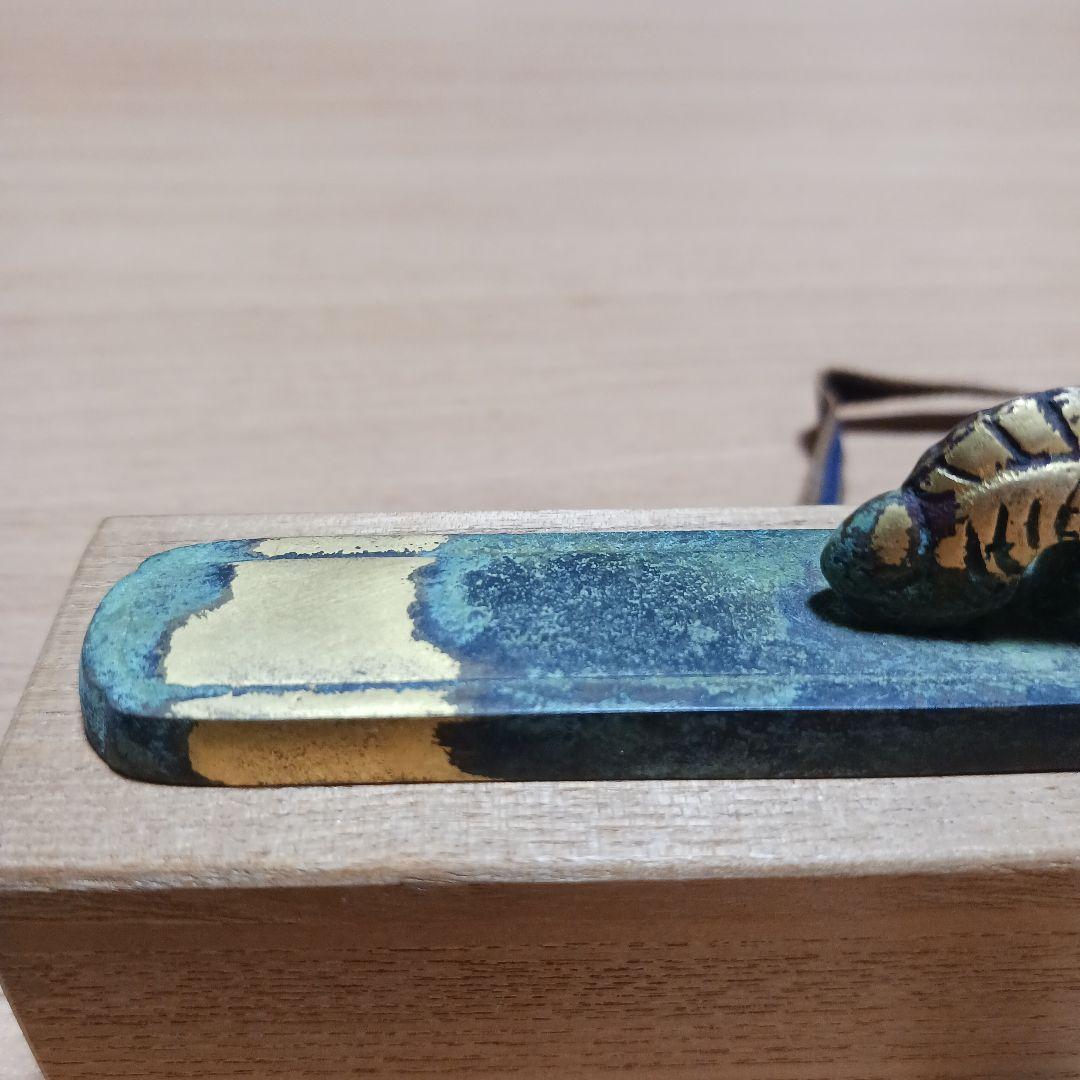 秦蔵六 塗金銅書鎮 長方竜紐 在名 共箱 共布