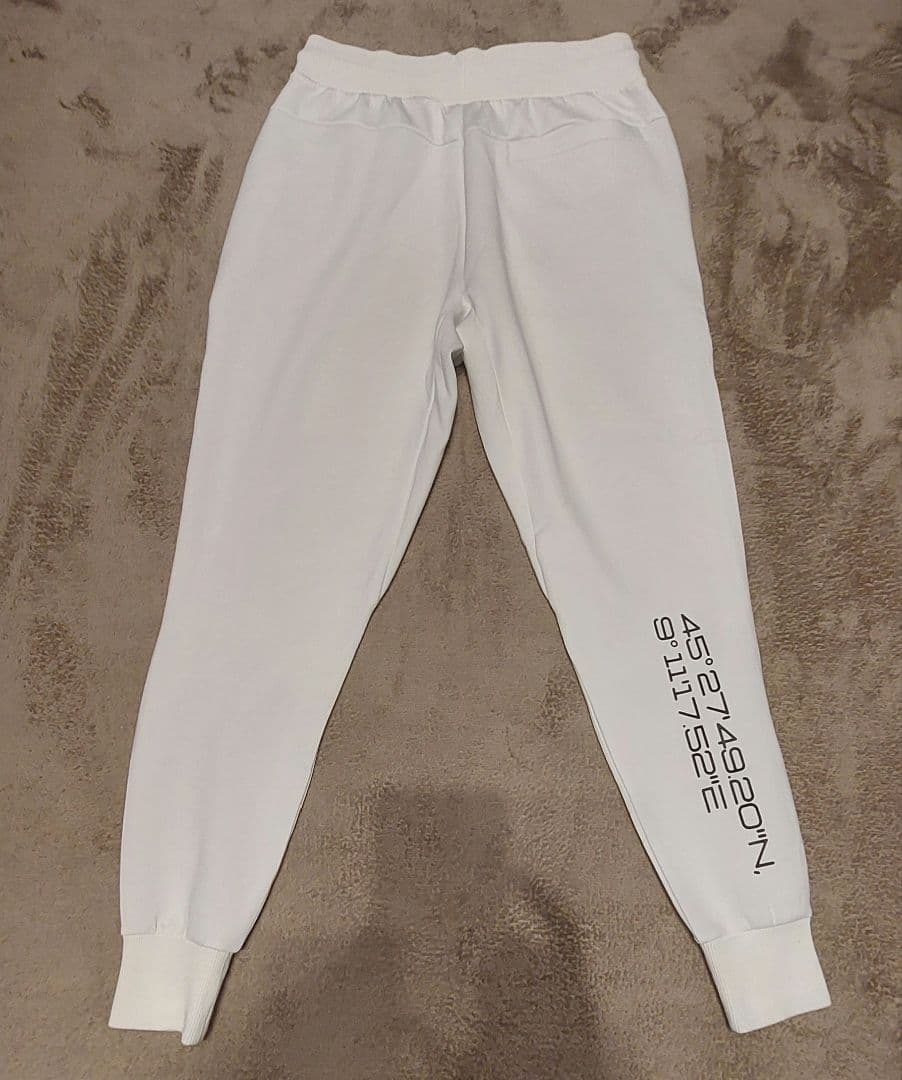 SY32 セットアップ 長袖 長ズボン Lサイズ ホワイト 美品 値下げ可