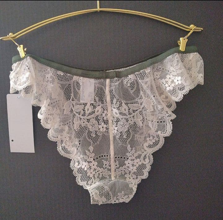 【新品】ワコール《パルファージュ》フロントエックスブラ E70/M