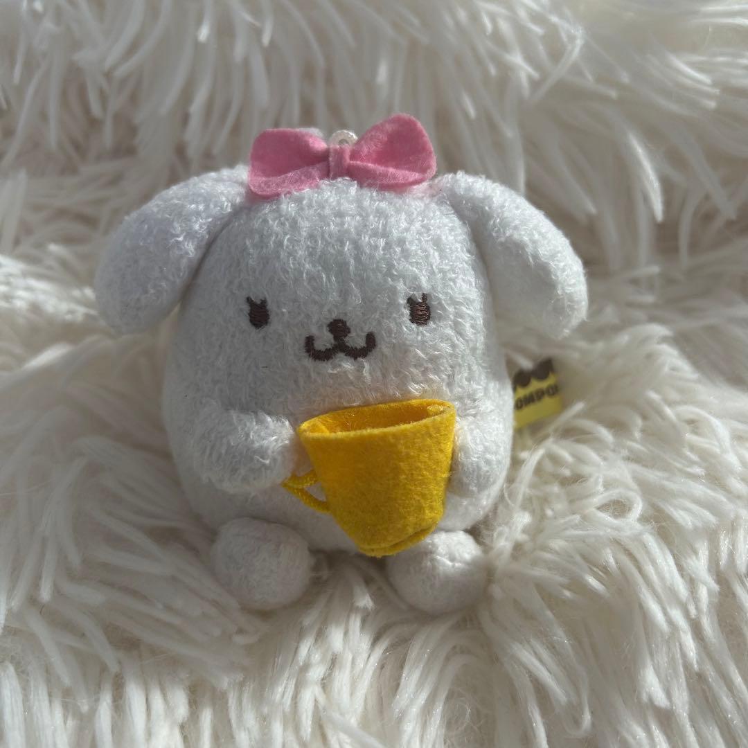 ポムポムプリンカフェ限定 マカロン - メルカリ