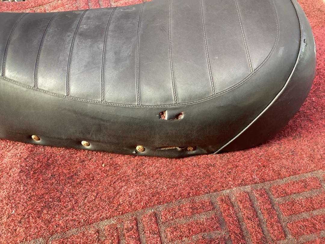 ホンダ純正SL350(K0)用シート 当時物❗️赤スポ いせのせいぶつ様専用