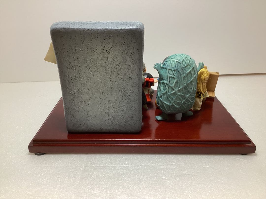 レア 水木しげる 旭日小綬章記念の特製ブロンズフィギュア 妖怪達に囲まれ