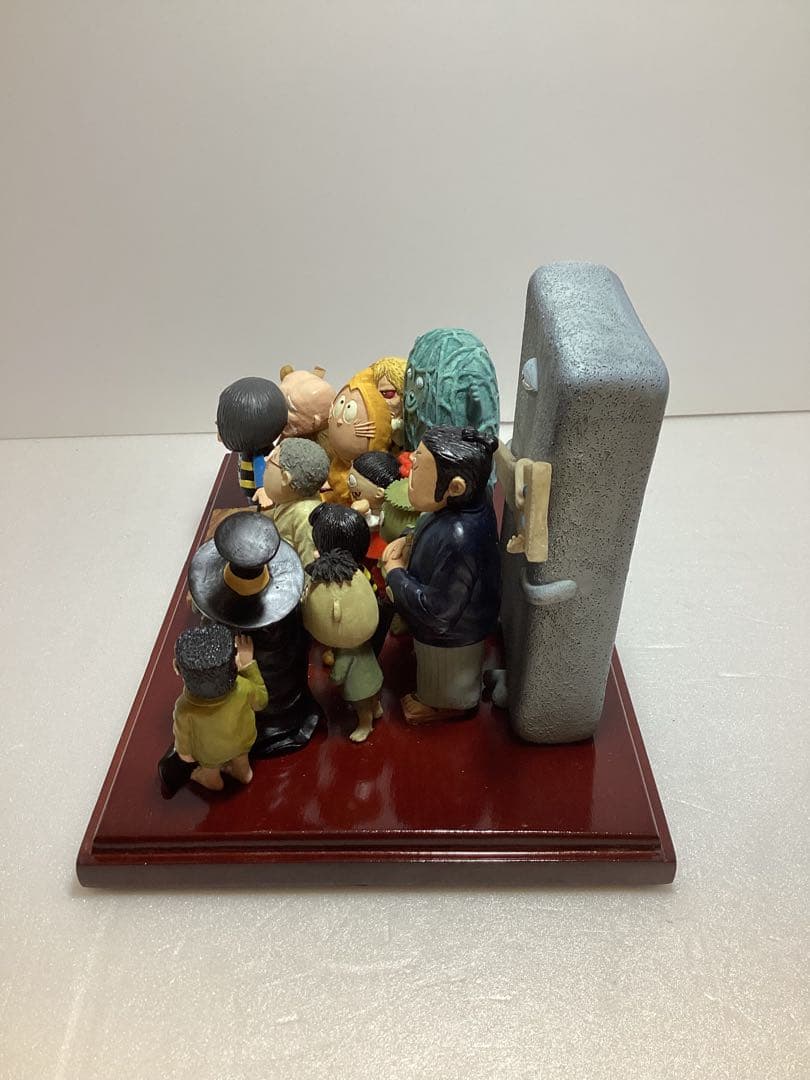 レア 水木しげる 旭日小綬章記念の特製ブロンズフィギュア 妖怪達に囲まれ