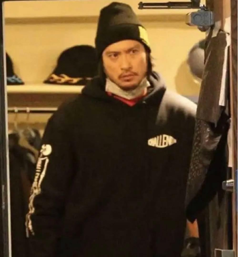 長瀬智也氏愛用 CHALLENGER パーカー.チャレンジャー ブラック 限定