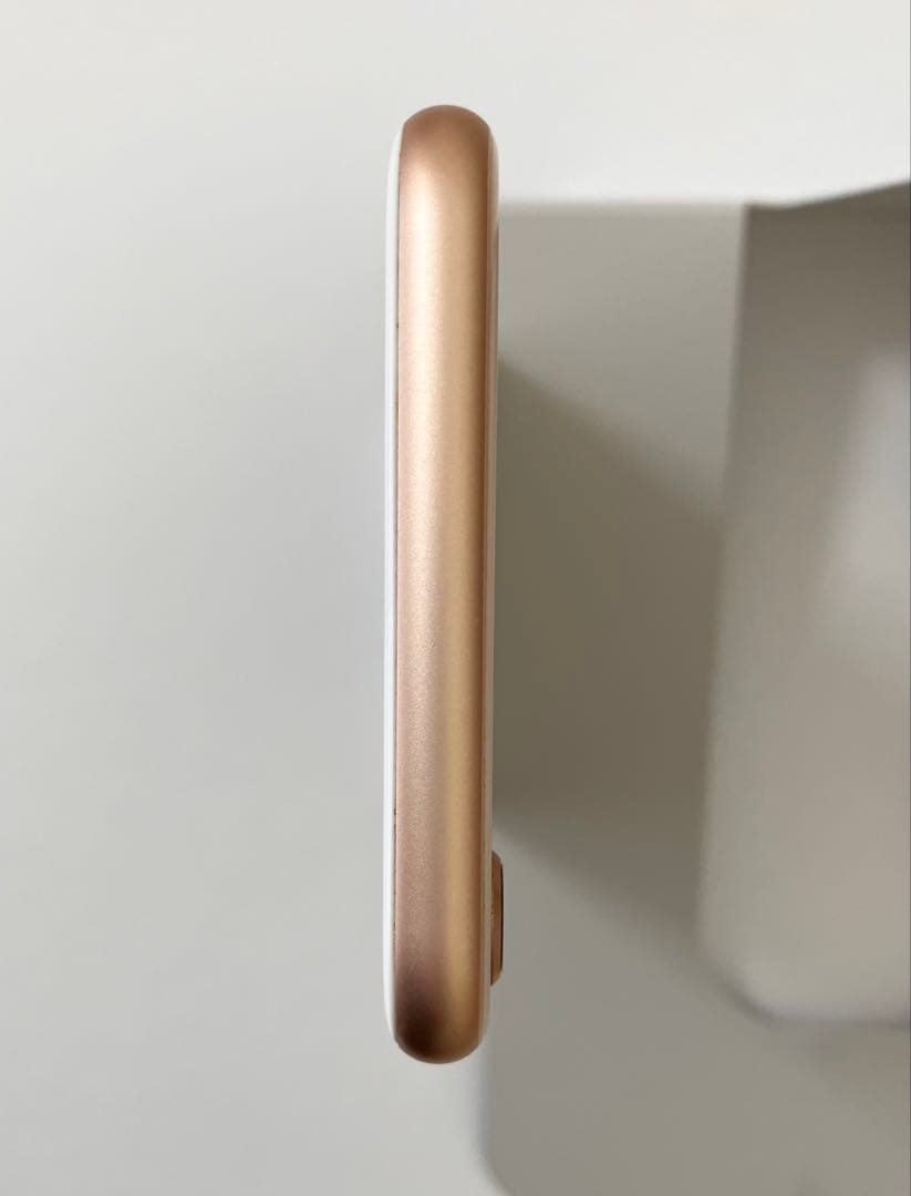 iPhone8 64GB 純正バッテリー SIMフリー