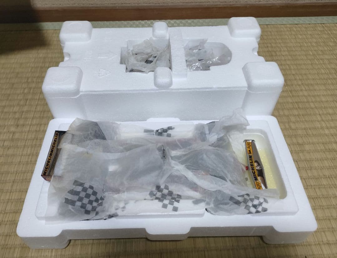 【最終価格】EXOTO　1/18 フェラーリ　312T4 ジル・ヴィルヌーヴ