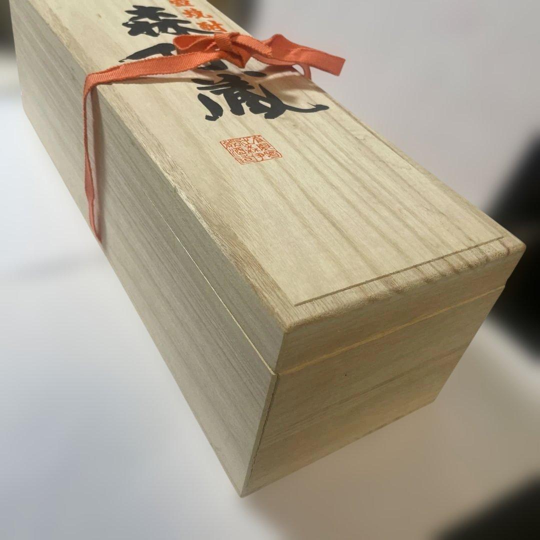 K*j様 森伊蔵 1.8L 焼酎 桐木箱入り