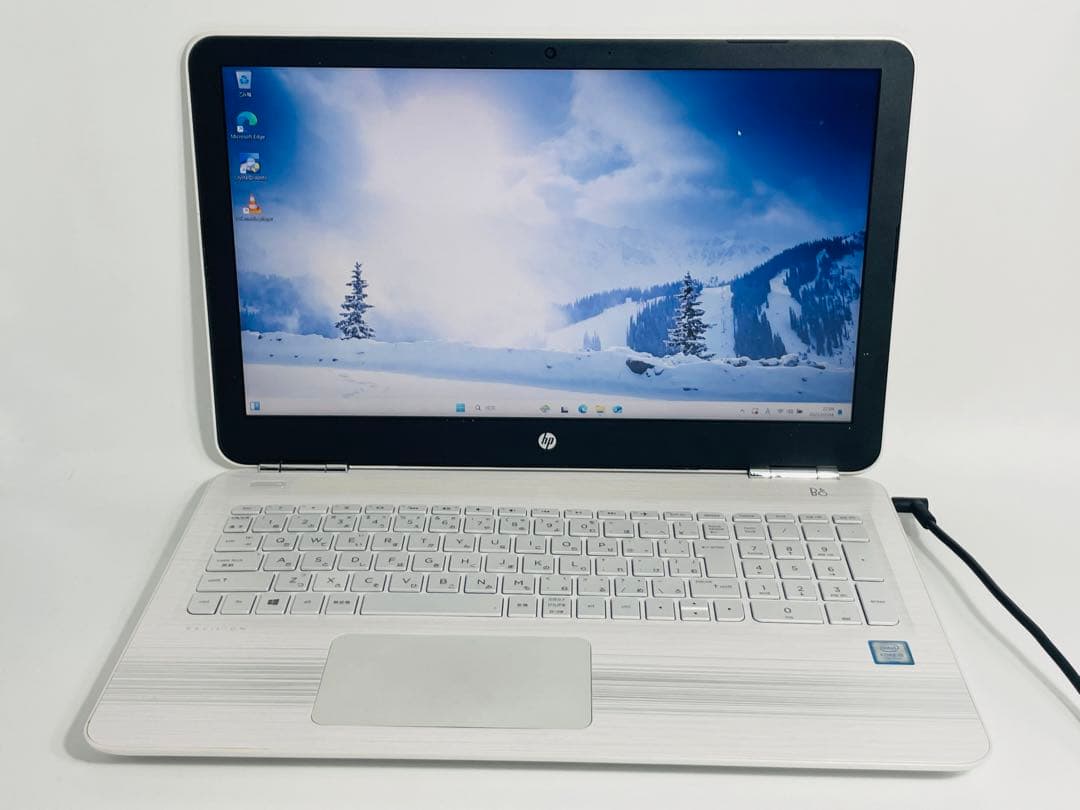 ⭐人気の白いノートPC⭐750GBのHDD⭐初期設定済⭐初心者/学生向け