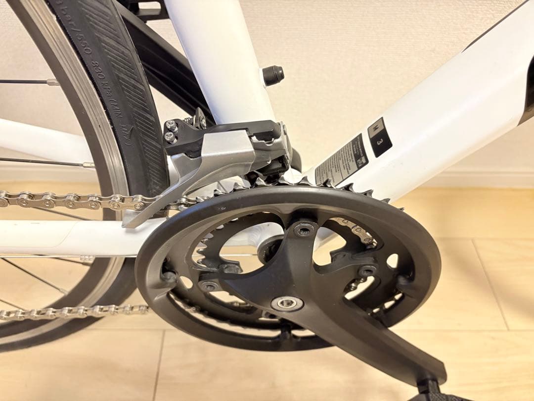 ☆高年式2022 GIANT ESCAPE RX3 人気のホワイト Mサイズ