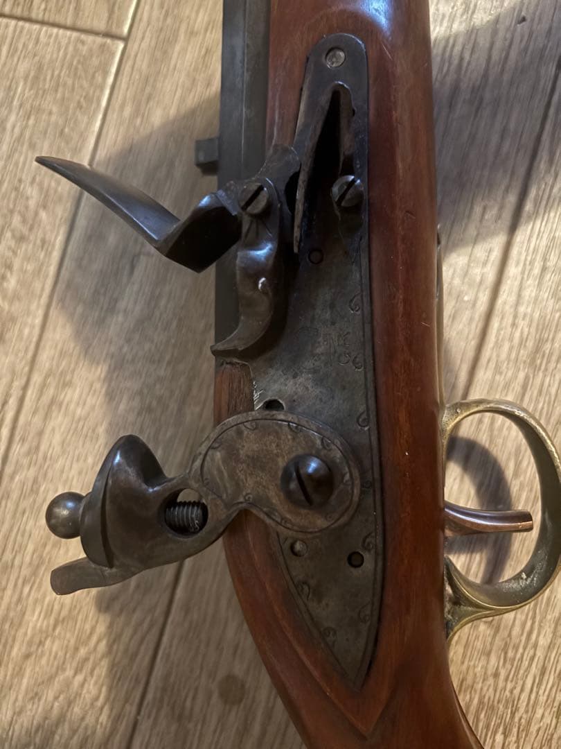 【観賞用】アンティーク風 火縄銃レプリカ（フリントロック式）