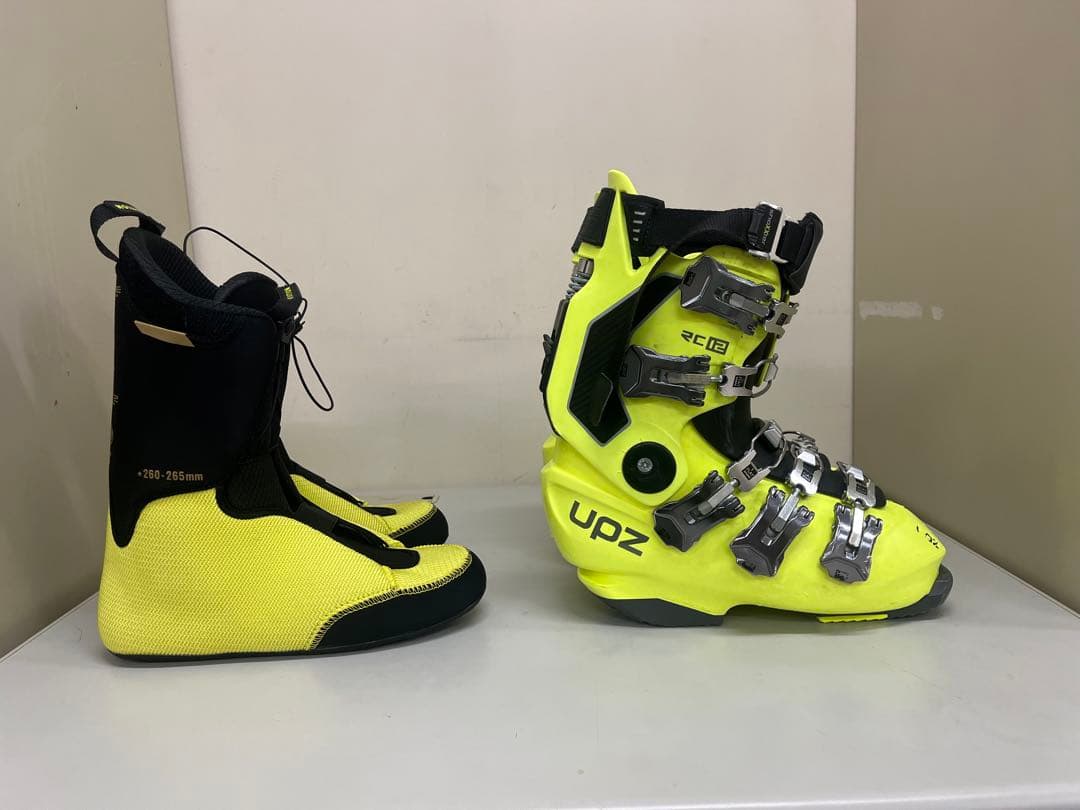 UPZ ハードブーツ　26.0cm