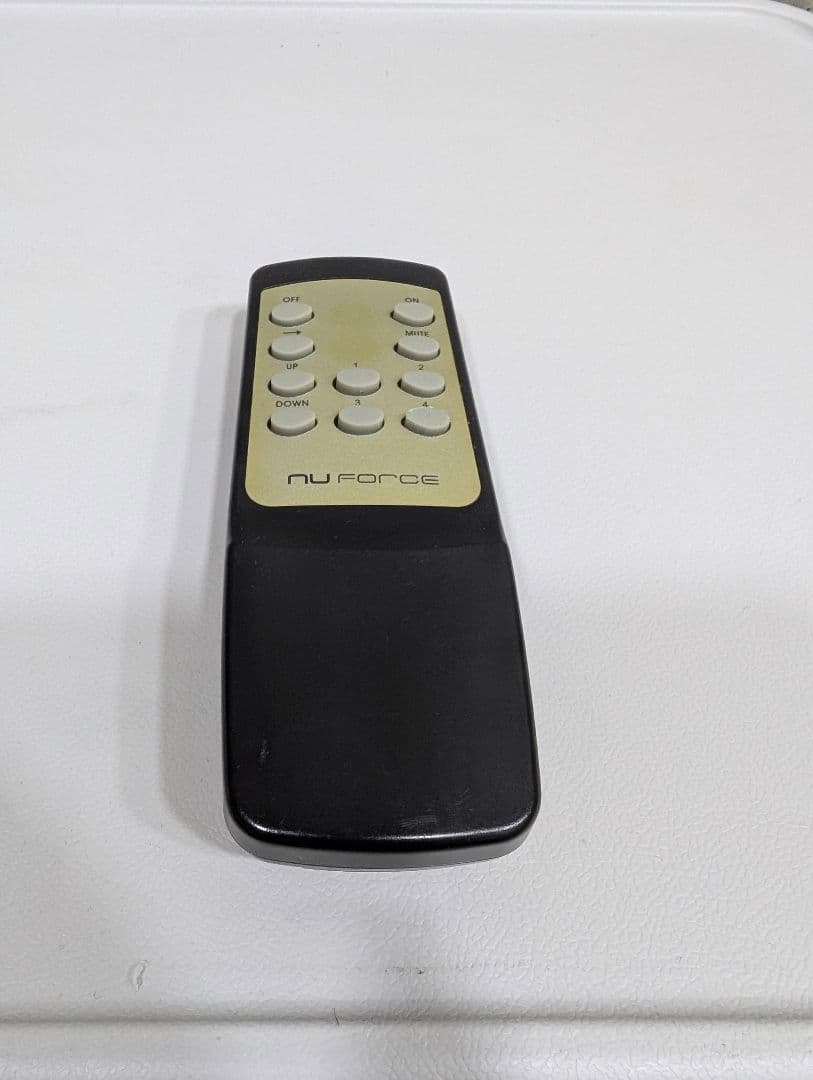 NuForce IA-7 v2 デジタル プリメインアンプ - メルカリ