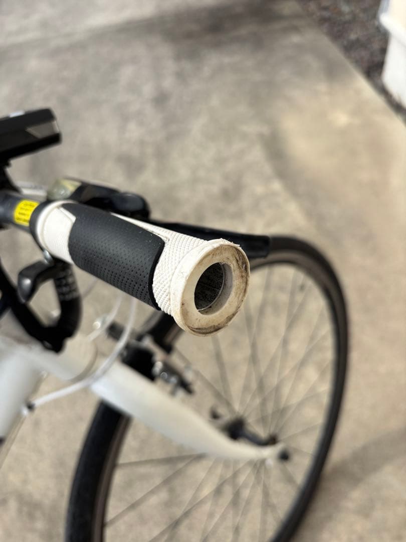 引き取り限定 LIV ESCAPE サイズXXS パンク状態