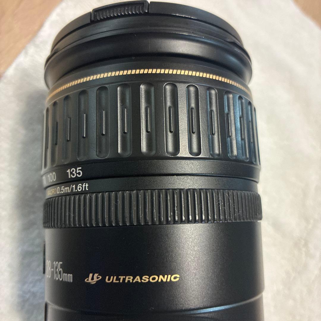 キヤノン標準ズームレンズEF28-135mm F3.5-5.6 IS USM