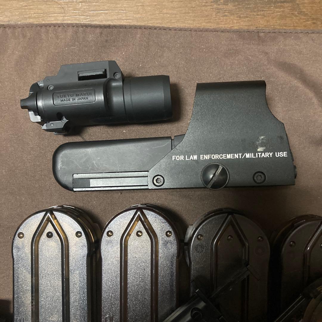 東京マルイ　P90 マガジン・アタ付き　傷あり