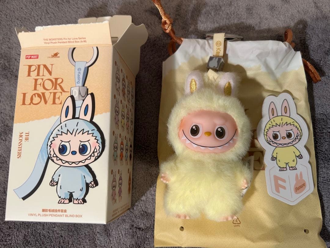 FIN FOR LOVE THE MONSTER イニシャル　ラブブ　7個入り