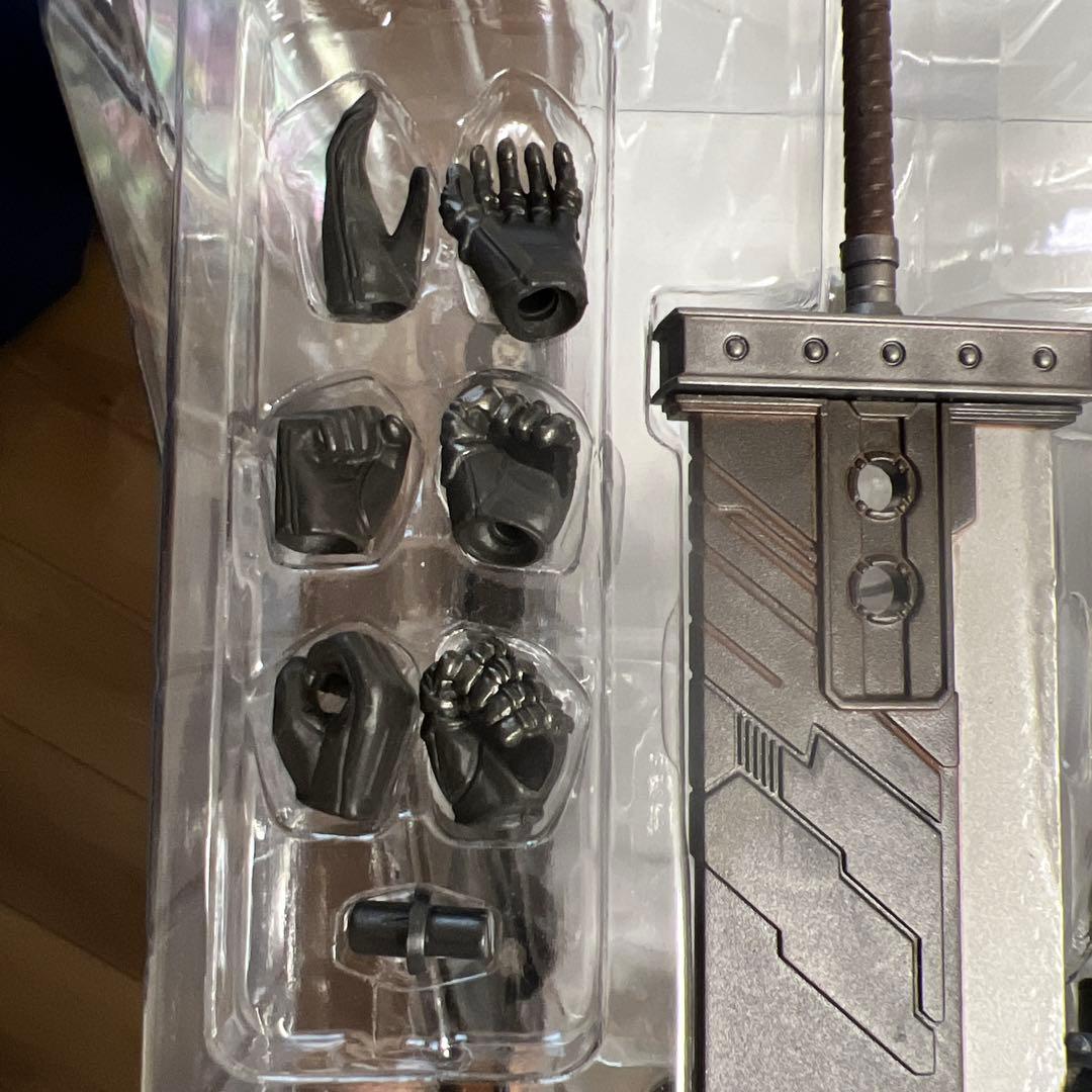 ファイナルファンタジーVII リメイク クラウド・ストライフ Version 2