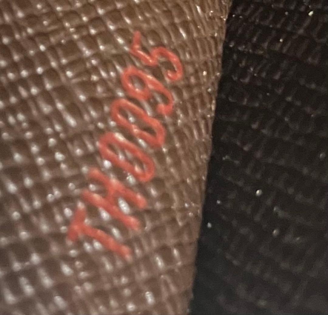 ルイヴィトン良品】ダミエパターン 長財布 ゴールドチェーン付き