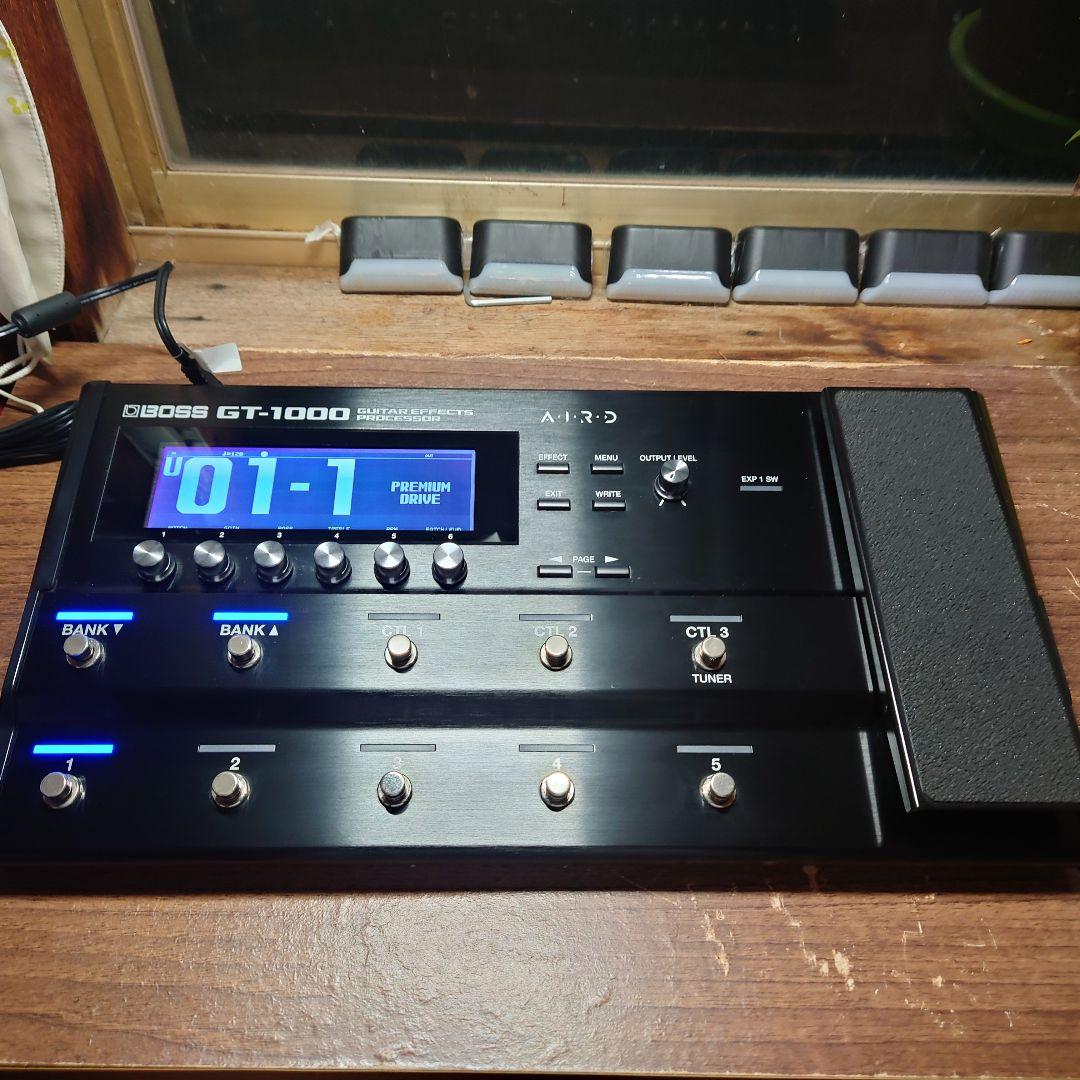 BOSS GT-1000 ギターエフェクター BOSS - GT-1000 | Guitar Effects Processor