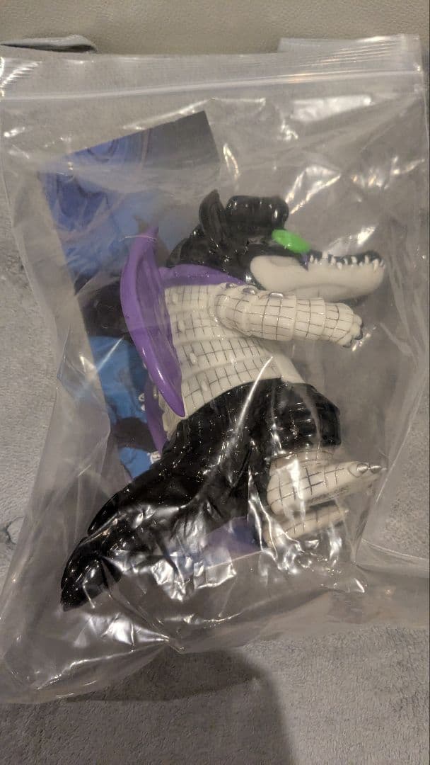 デビルマン×ギザロ 蓄光ソフビ 悪魔の力が覚醒 闇の中で光る限定ver.