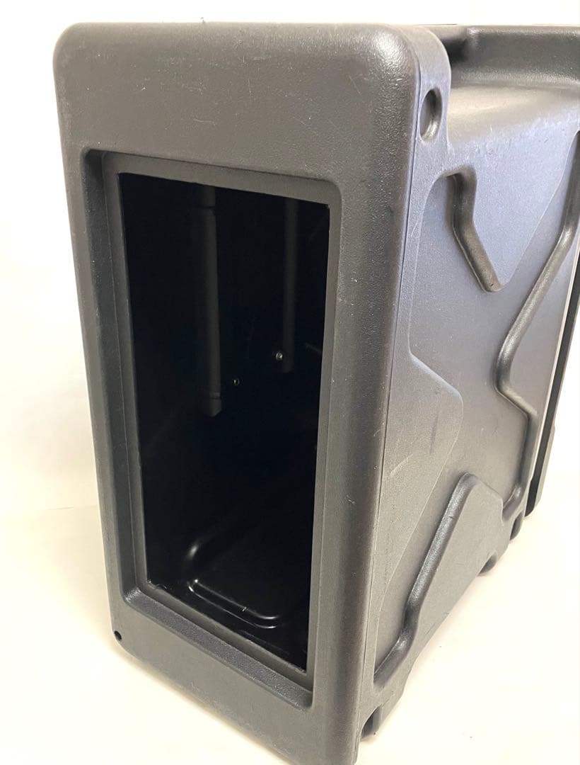 SKB ラックケース キャスター ハンドル付 60cm×54cm×29.5cm