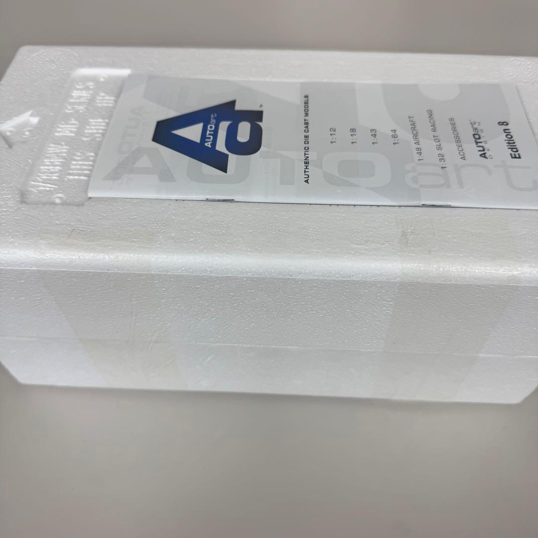 【新品】オートアート BMW M635 CSi Shadow-Line 1/18