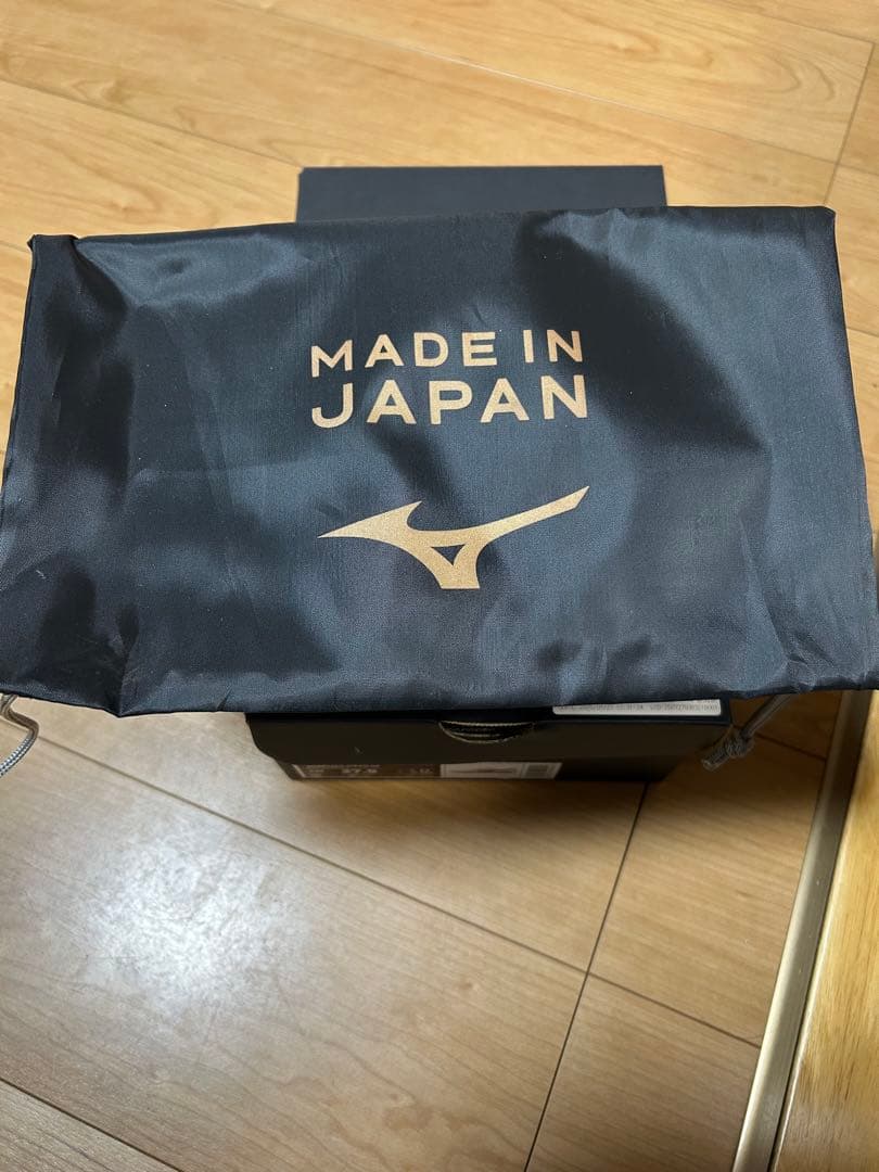 Mizuno Morelia Japan AG 27.5cm ホワイト/レッド