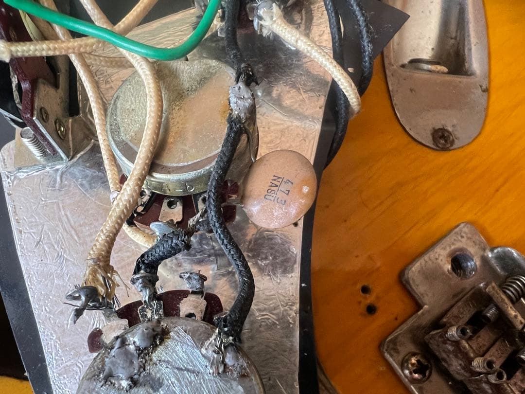 メーカー不明　ストラトタイプ　コンポーネント