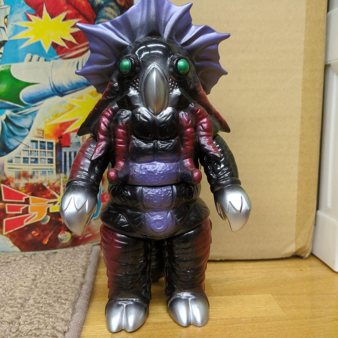 珍色！コールドン　フィギュア　ミラーマン怪獣、冷凍カプセル怪獣、やまなや、怪獣郷 Amazon | 怪獣郷 ミラーマンシリーズ カプセル冷凍怪獣コールドン