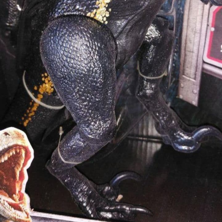 ジュラシックワールド ロストワールド フィギュア インドラプトル