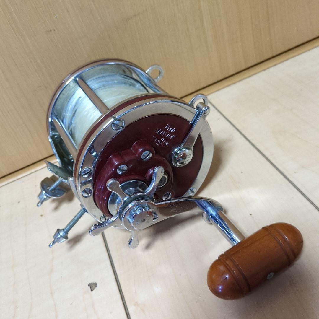 1000 THRUST 両軸リール シルバー/レッド Amazon | ダイワ(DAIWA) スピニングリール 24月下美人X LT1000S-P