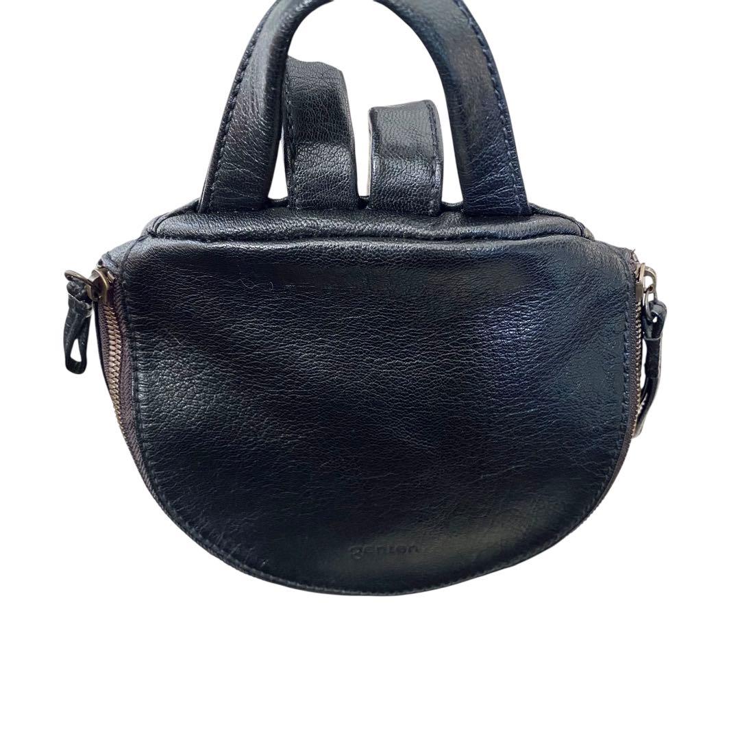 genten ゲンテン【極美品】ゴートヌメ レザーリュック ブラック