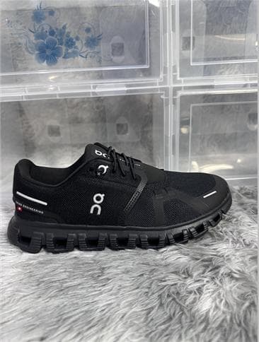 On Cloud 6 ランニングシューズ 24.5cm ブラック