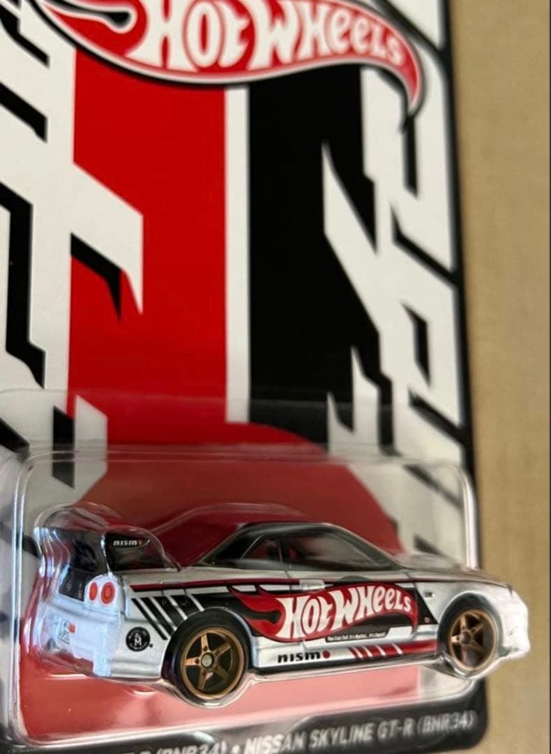 ホットウィール 2025コンベンションカー スカイライン GT-R R34 右向