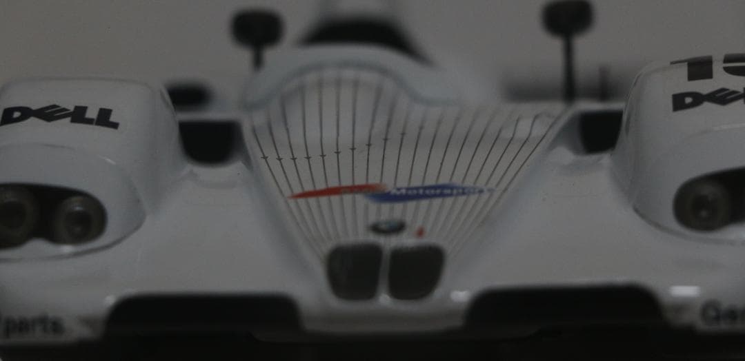 貴重 京商製BMW　Ｖ１２ＬＭＲ　1／１８　１９９９ル・マン２４Ｈ優勝車　中古品