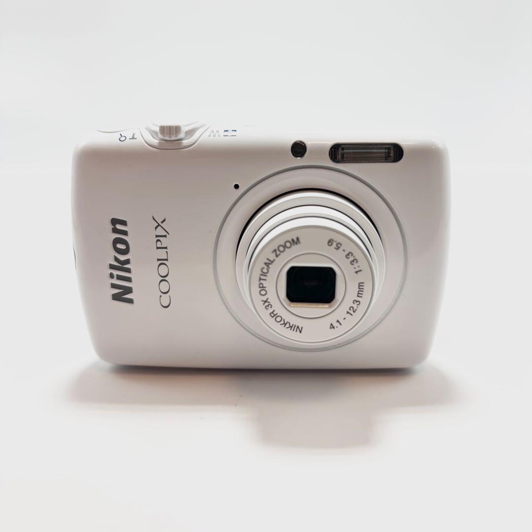 週末限定値下げ】【極美品】Nikon COOLPIX S01 ホワイト - メルカリ