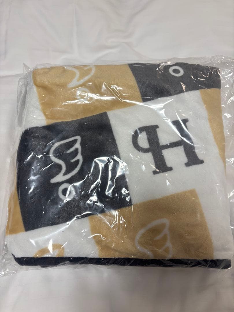 新品未開封 Hey!Say!JUMP ツアーグッズ Ssay ブランケット - メルカリ