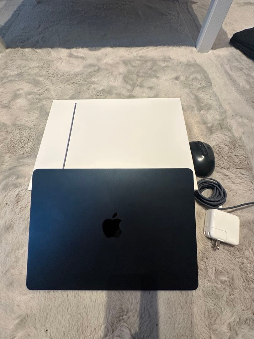 MacBook Air M2 8GB/256GB ミッドナイト 【本日発送可】 レビュー】新型M2 MacBook Air（ミッドナイト）、1ヶ月使った実力は