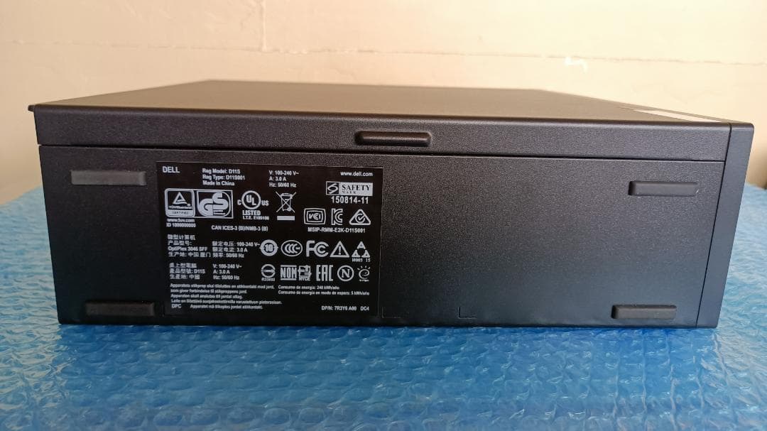 中古新品Dell OptiPlex 3046 SFF 第六世代Core i7 - メルカリ