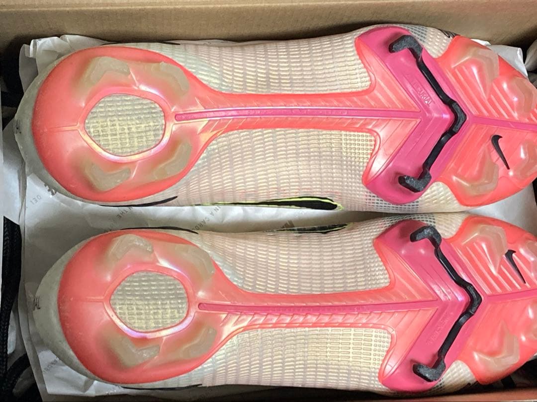 NIKE マーキュリアルヴェイパー14 FG 25.5cm