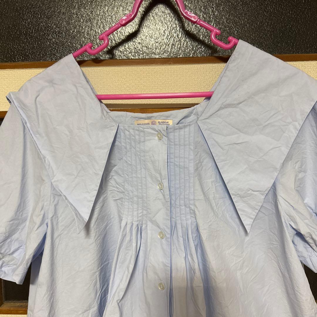 X MINJUKIM] SQUARE NECK PINTUCK SHIRT