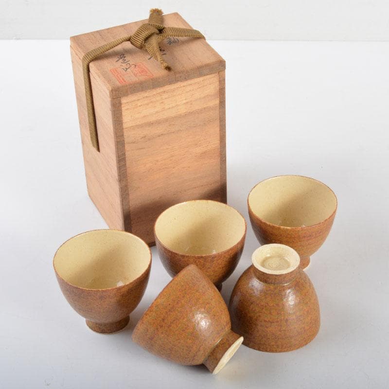 煎茶道具　伊羅保釉　煎茶碗　五客　在銘　共箱　V　R4788 煎茶道具 伊羅保釉 煎茶碗 五客 在銘 共箱 V R4788