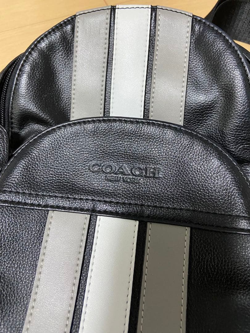 COACH ボディバッグ ストライプ 黒・グレー コーチ COACH シグネチャー グラハム パック ボディバッグ C2932