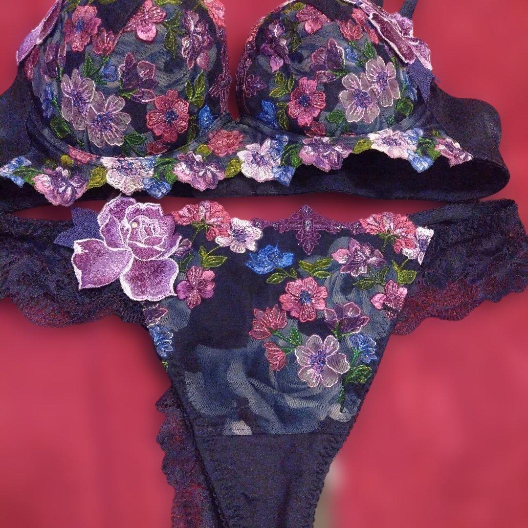 Salute 花柄刺繍 ブラジャーショーツセット C75　Lです 花柄刺しゅうブラジャーショーツセット 通販【ニッセン】