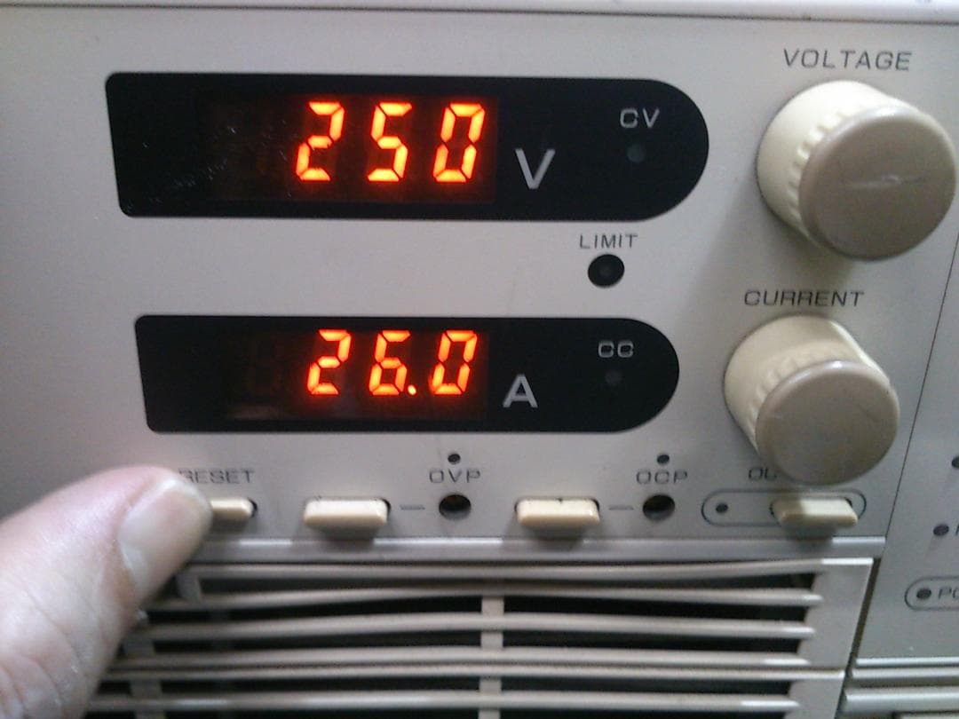 動作確認済 直流安定化電源 ズーム電源 高砂 EX-1500H2 240V25A - メルカリ